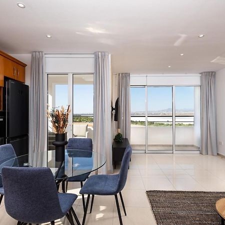 The Saline Views Makenzy Lejlighed Larnaca Eksteriør billede